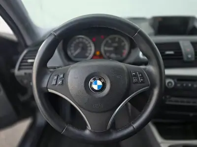 BMW 118 2008 - 6750 EUR, 226114 km - AUTO.MOTO.pt - 226114km - foto 11 de 19