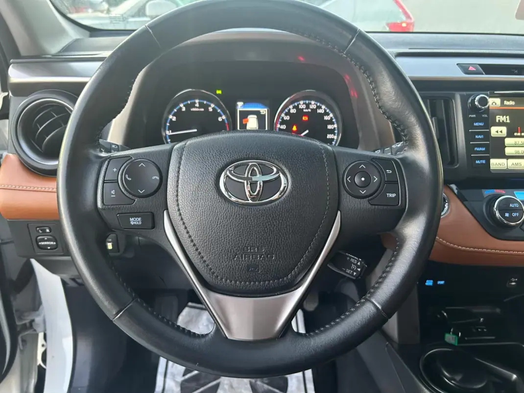 Toyota RAV4 2019 - 29990 EUR, 53500 km - AUTO.MOTO.pt - 53500km - foto 12 de 16