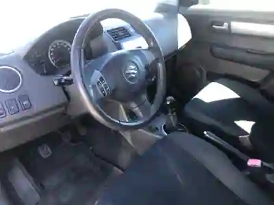Suzuki Swift 2008 - 4500 EUR, 180000 km - 180000km - foto 3 de 13