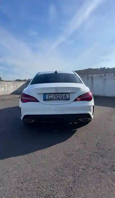 Mercedes-Benz CLA 180 2018 — foto 6 de 15