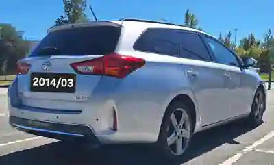 Toyota Auris 2014 - 9990 EUR, 175500 km - foto 3 de 10