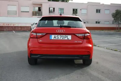 Audi A1 Sportback 2022 - 16000 EUR, 107635 km - 107635km - foto 10 de 21
