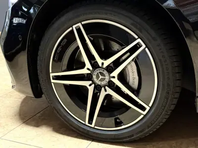 Mercedes-Benz C 300e 2024 - 55990 EUR, 27748 km - AUTO.MOTO.pt - 27748km - foto 6 de 31