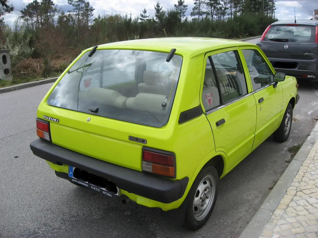 Suzuki Maruti 1988 - 5300 EUR, 66000 km - AUTO.MOTO.pt - 66000km - foto 5 de 11