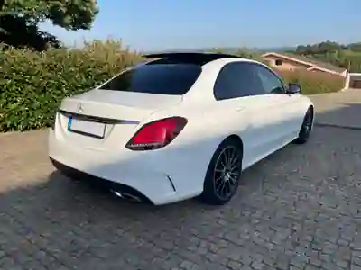 Mercedes-Benz C 200 2019 - 35500 EUR, 72000 km - AUTO.MOTO.pt - 72000km - foto 2 de 14