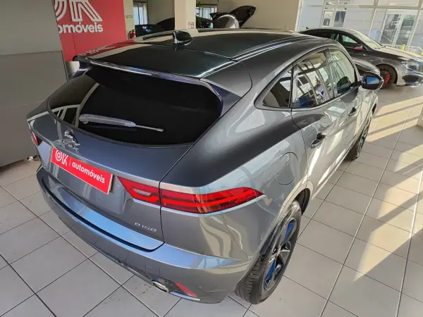 Jaguar E-Pace 2018 - 22500 EUR, 66000 km - AUTO.MOTO.pt - 66000km - foto 12 de 39