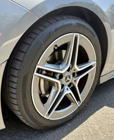 Mercedes-Benz CLA 180 2020 - 29250 EUR, 35489 km - AUTO.MOTO.pt - 35489km - foto 7 de 23