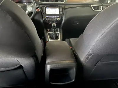 Nissan Qashqai 2015 - 14500 EUR, 171000 km - AUTO.MOTO.pt - 171000km - foto 48 de 86