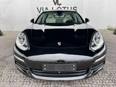 Porsche Panamera 2014 - 46000 EUR, 133000 km - AUTO.MOTO.pt - 133000km - foto 2 de 3