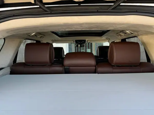 Land Rover Range Rover 2017 - 74480 EUR, 73870 km - AUTO.MOTO.pt - 73870km - foto 25 de 50