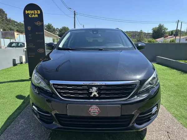 Peugeot 308 SW 2020 - 16000 EUR, 130000 km - AUTO.MOTO.pt - 130000km - foto 2 de 57