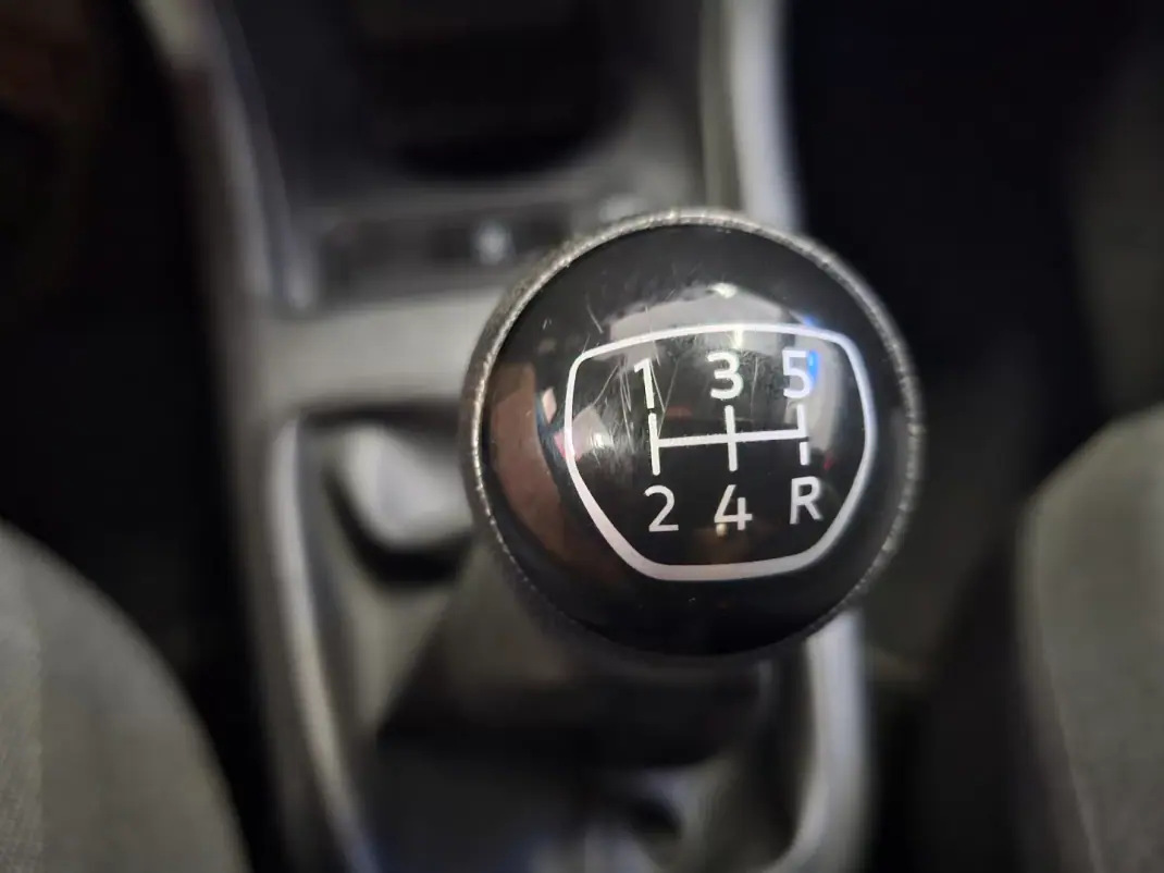 Volkswagen Up! 2022 - 12900 EUR, 54387 km - 54387km - foto 12 de 20