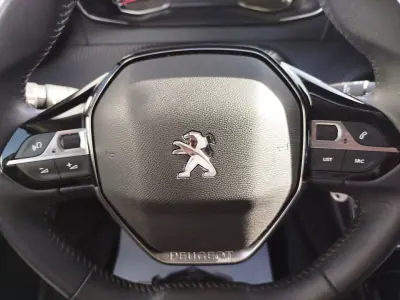 Peugeot 208 2023 - 18450 EUR, 75450 km - AUTO.MOTO.pt - 75450km - foto 6 de 20