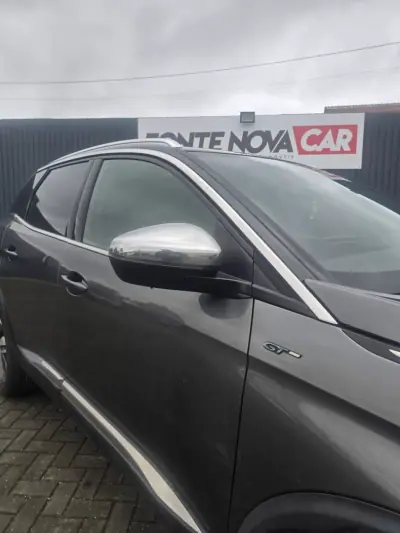 Peugeot 3008 2018 - 22950 EUR, 162300 km - AUTO.MOTO.pt - 162300km - foto 14 de 29