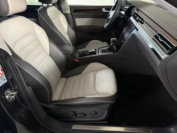 Volkswagen Arteon Shooting Brake 2021 - 23500 EUR, 168600 km - AUTO.MOTO.pt - 168600km - foto 40 de 144