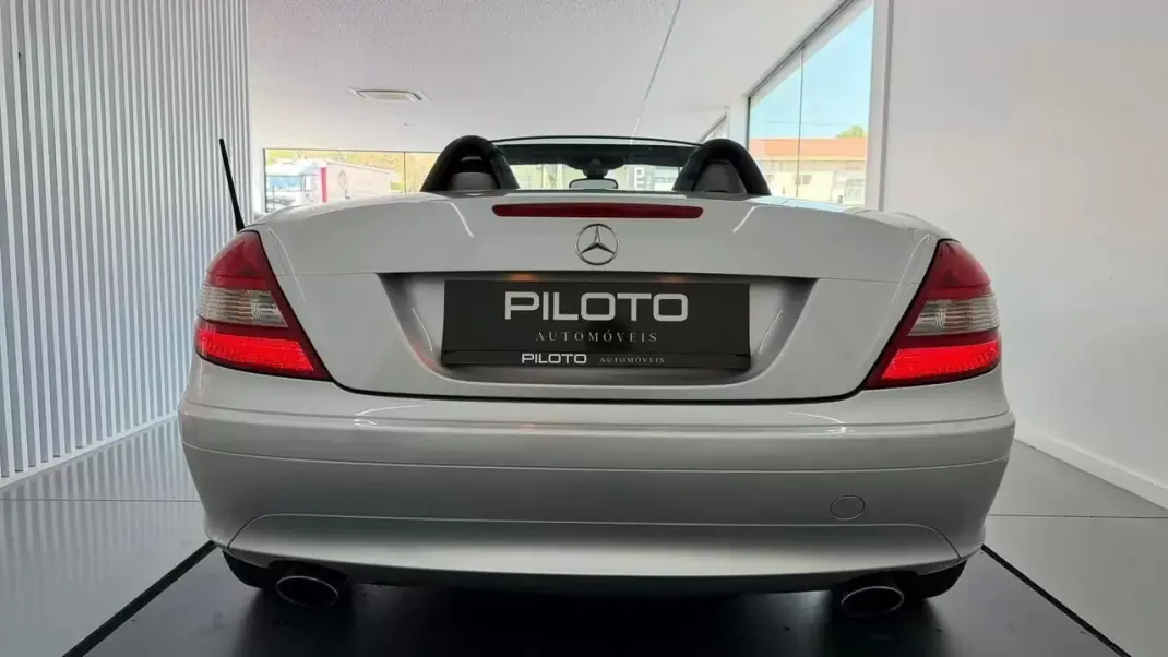 Mercedes-Benz SLK 200 2004 - 13990 EUR, 167477 km - AUTO.MOTO.pt - 167477km - foto 8 de 24