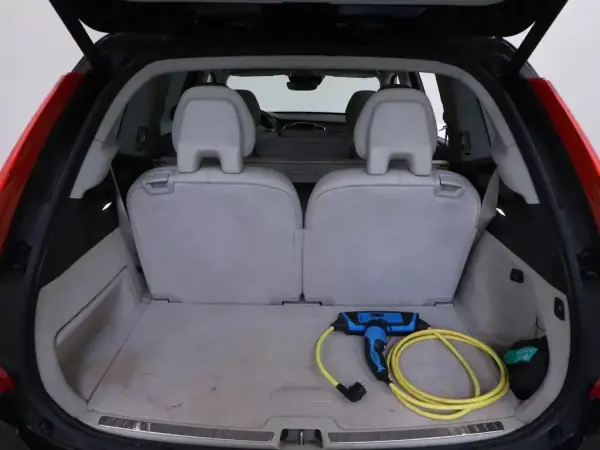 Volvo XC 90 2016 - 26790 EUR, 221486 km - AUTO.MOTO.pt - 221486km - foto 15 de 16