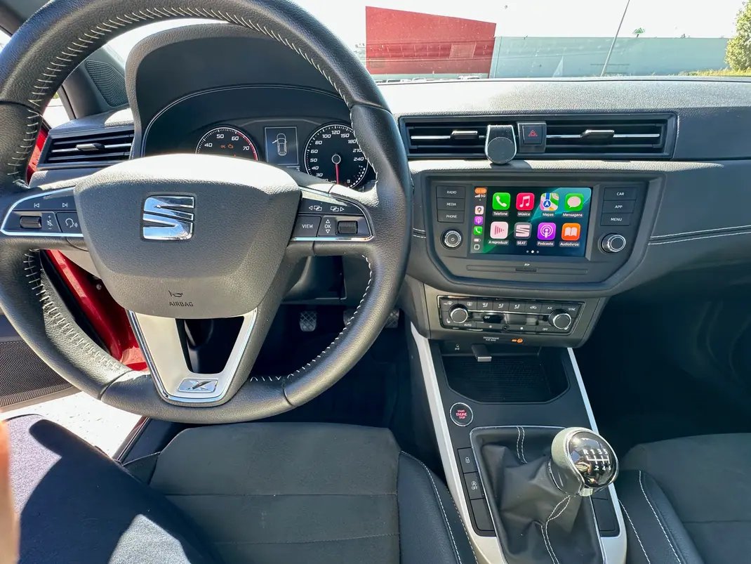 SEAT Arona 2019 - 12500 EUR, 62000 km - AUTO.MOTO.pt - 62000km - foto 8 de 11