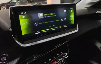 Peugeot 208 2019 - 14500 EUR, 90000 km - AUTO.MOTO.pt - 90000km - foto 49 de 60