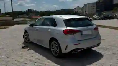 Mercedes-Benz A 250 2022 - 27450 EUR, 127000 km - AUTO.MOTO.pt - 127000km - foto 2 de 11