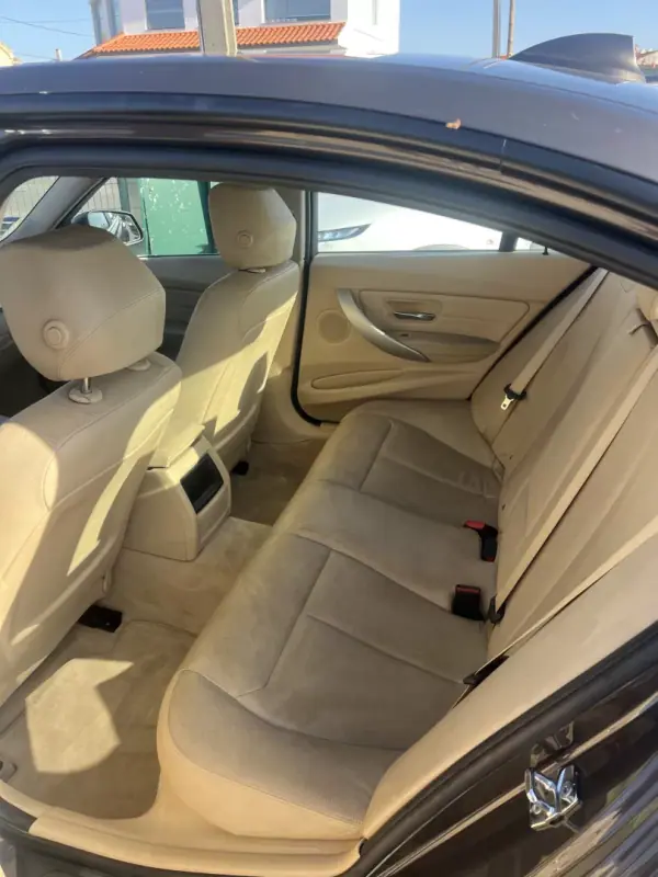 BMW 316 2012 - 12999 EUR, 169000 km - AUTO.MOTO.pt - 169000km - foto 7 de 7