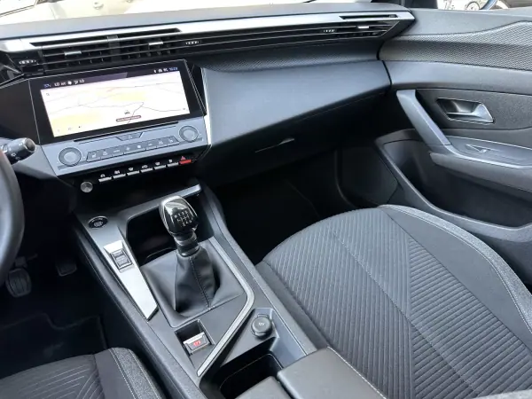 Peugeot 308 SW 2022 - 15500 EUR, 180000 km - 180000km - foto 26 de 57