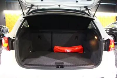 SEAT Arona 2019 - 14700 EUR, 149000 km - AUTO.MOTO.pt - 149000km - foto 19 de 25