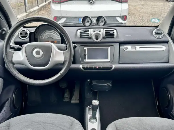 Smart ForTwo Coupé 2014 - 8490 EUR, 70363 km - AUTO.MOTO.pt - 70363km - foto 13 de 16