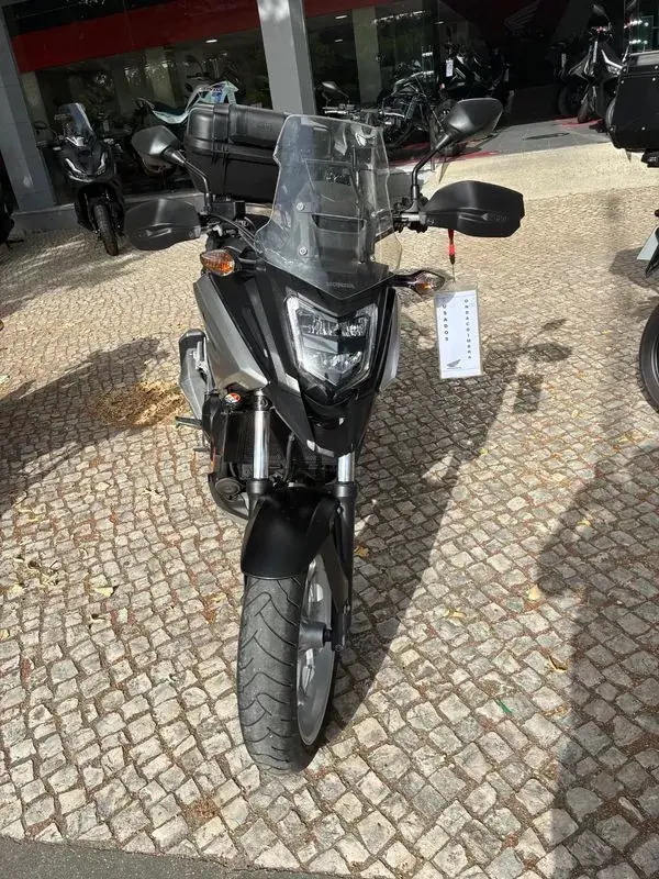 Honda NC750X 2017 - 4850 EUR, 57483 km - AUTO.MOTO.pt - 57483km - foto 4 de 14