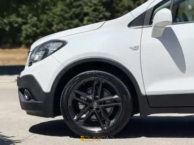 Opel Mokka 2016 - 13500 EUR, 113400 km - AUTO.MOTO.pt - 113400km - foto 7 de 20