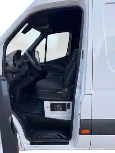 Mercedes-Benz Sprinter 2022 - 25000 EUR, 253800 km - AUTO.MOTO.pt - 253800km - foto 9 de 10