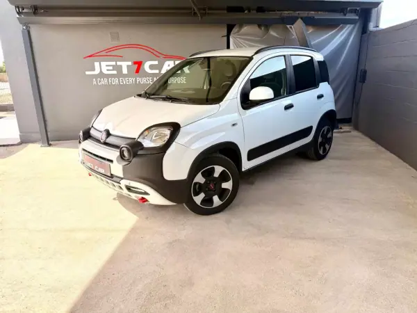 Fiat Panda 2024 - 13990 EUR, 17680 km - AUTO.MOTO.pt - 17680km - foto 3 de 19
