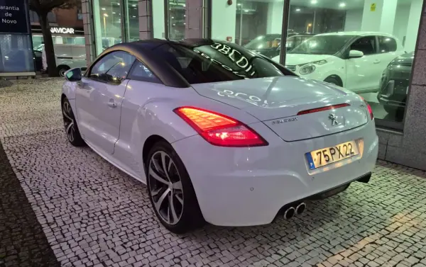 Peugeot RCZ 2015 - 16900 EUR, 79367 km - AUTO.MOTO.pt - 79367km - foto 7 de 18