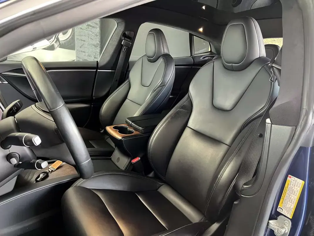 Tesla Model S 2020 - 46800 EUR, 44110 km - 44110km - foto 7 de 25