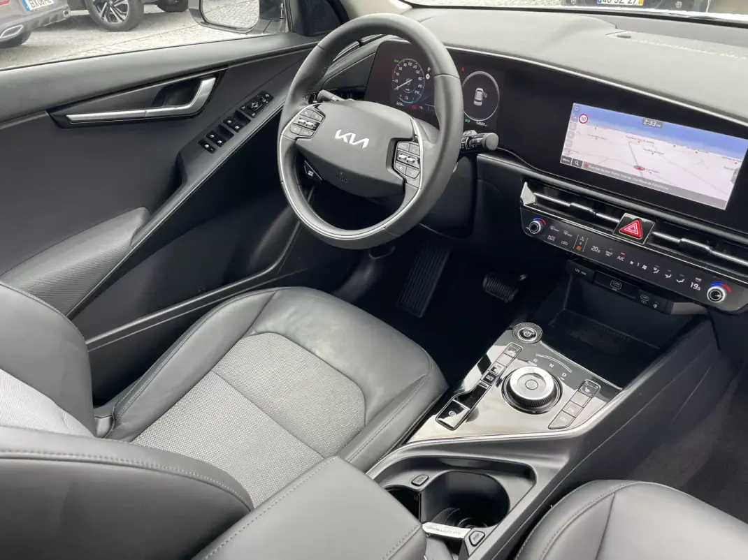 Kia Niro EV 2022 - 25850 EUR, 52642 km - AUTO.MOTO.pt - 52642km - foto 14 de 44