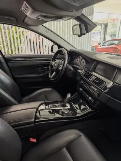 BMW 520 2014 - 14990 EUR, 209924 km - AUTO.MOTO.pt - 209924km - foto 25 de 25