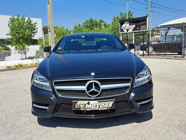Mercedes-Benz CLS 350 2014 - 29000 EUR, 237000 km - AUTO.MOTO.pt - 237000km - foto 2 de 50