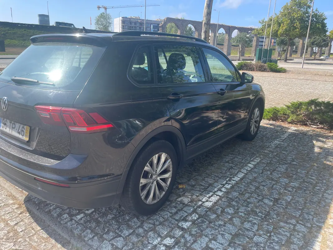 Volkswagen Tiguan 2017 - 17000 EUR, 172000 km - 172000km - foto 2 de 9