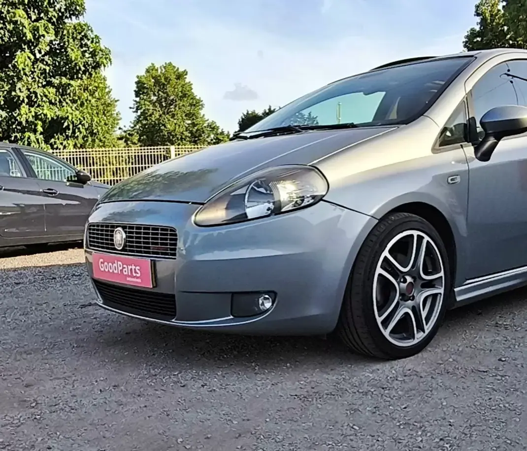 Fiat Grande Punto 2009 - 3950 EUR, 240503 km - 240503km - foto 12 de 26