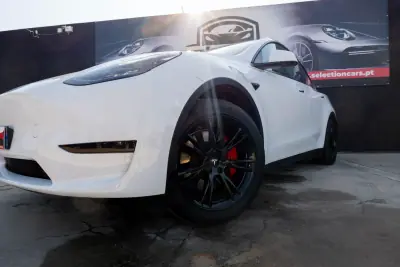 Tesla Model Y 2022 - 36900 EUR, 70000 km - AUTO.MOTO.pt - 70000km - foto 25 de 25