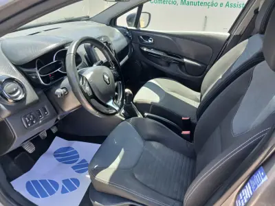 Renault Clio 2014 - 8950 EUR, 137482 km - AUTO.MOTO.pt - 137482km - foto 14 de 26