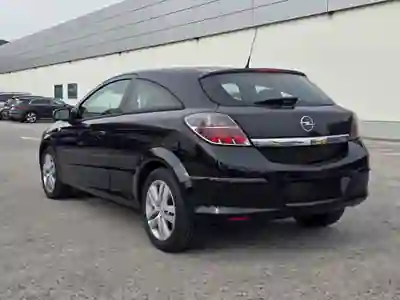 Opel Astra GTC 2008 - 2799 EUR, 320000 km - foto 2 de 12