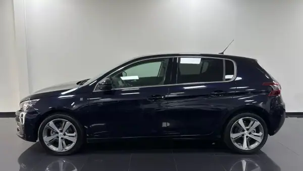 Peugeot 308 2019 - 14500 EUR, 50000 km - AUTO.MOTO.pt - 50000km - foto 5 de 51