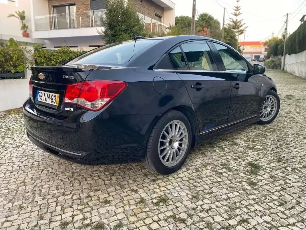 Chevrolet Cruze 2013 - 10100 EUR, 115000 km - 115000km - foto 3 de 42