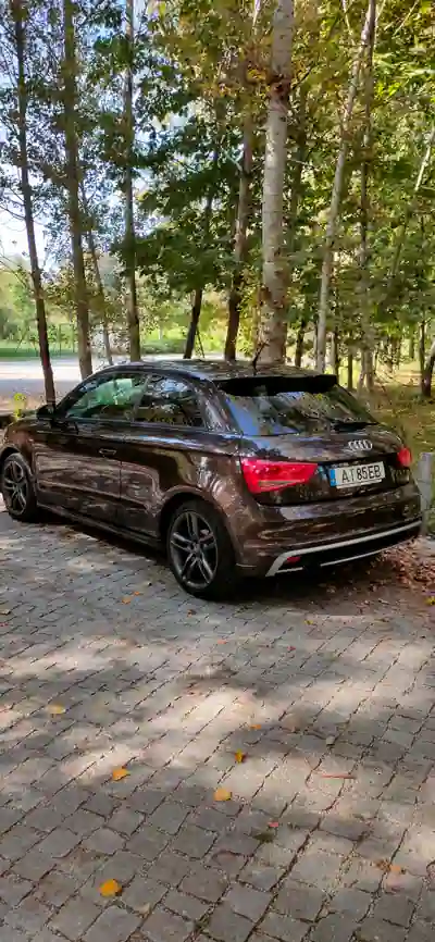 Audi A1 2012 - 9950 EUR, 225000 km - AUTO.MOTO.pt - 225000km - foto 2 de 10