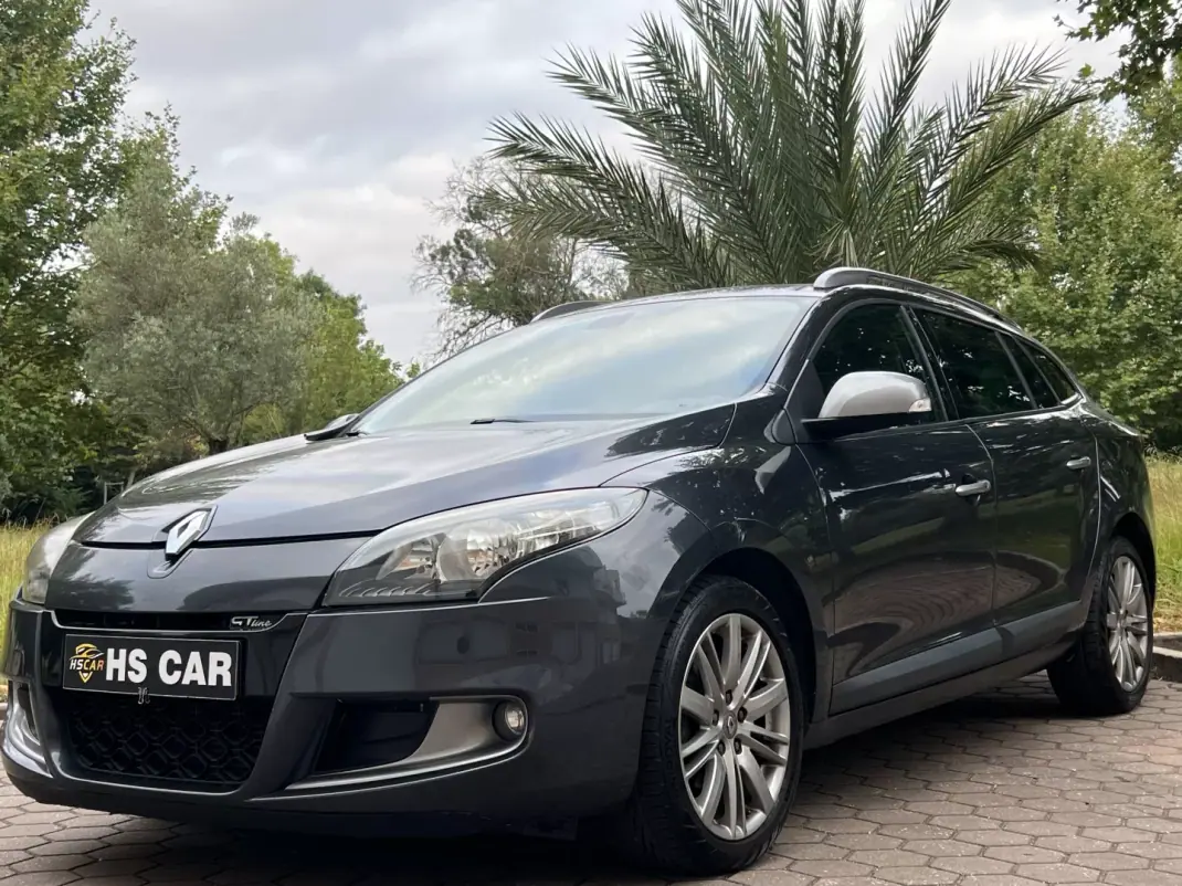 Renault Mégane Break 2011 - 7965 EUR, 260000 km - 260000km - foto 4 de 38