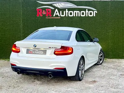 BMW M235i 2016 - 34500 EUR, 130000 km - AUTO.MOTO.pt - 130000km - foto 2 de 24