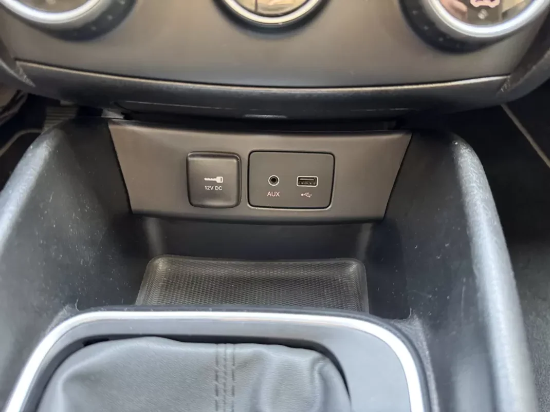 Fiat Tipo Station Wagon 2018 - 12900 EUR, 92385 km - AUTO.MOTO.pt - 92385km - foto 20 de 25