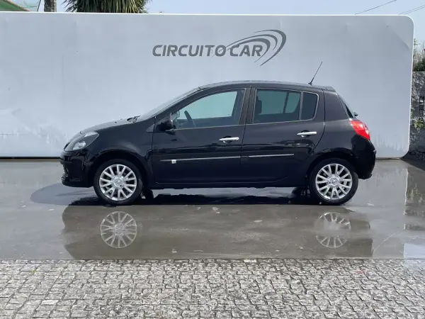 Renault Clio 2008 - 3500 EUR, 376787 km - AUTO.MOTO.pt - 376787km - foto 2 de 21