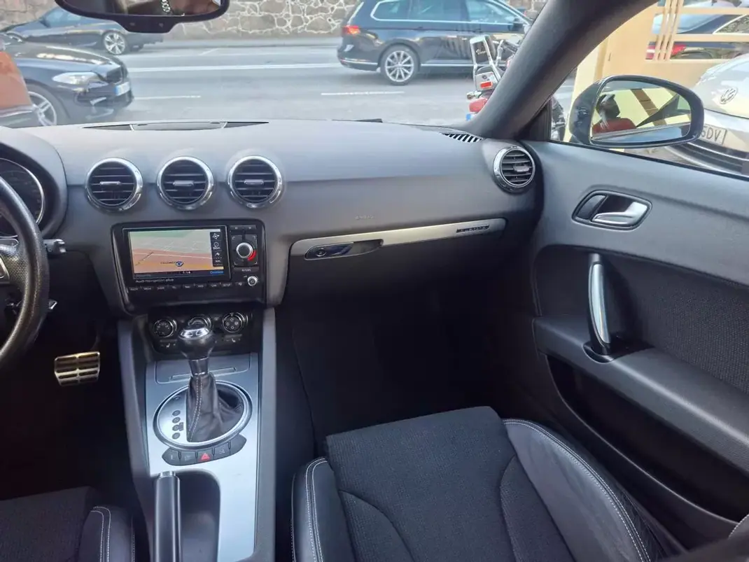 Audi TT Coupé 2009 - 16900 EUR, 198000 km - 198000km - foto 28 de 32